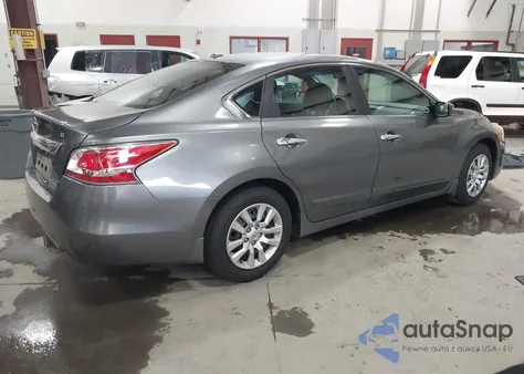 2014 Nissan Altima 2.5 S из США, поврежденный, VIN 1N4AL3AP1EC424050